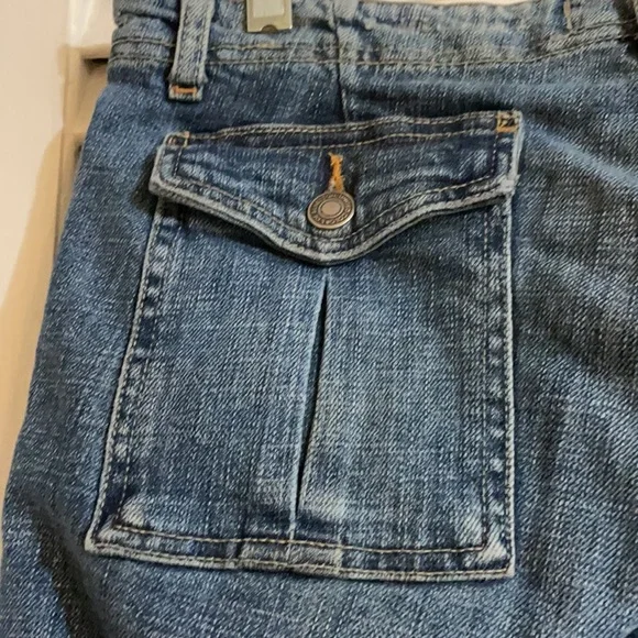 Very sexy stretchy jeans from French company United Colors of Benetton - Picture 5 of 9